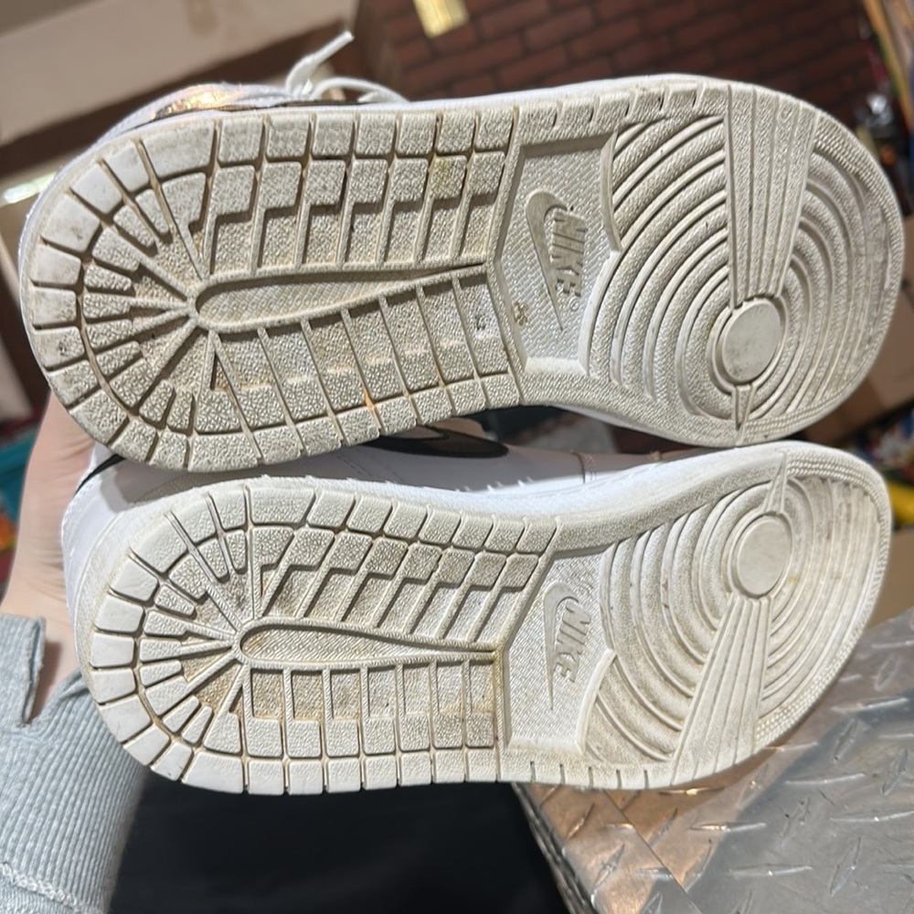 Air Jordan 1 Retro High OG Ying Yang Pack - Picture 5 of 6
